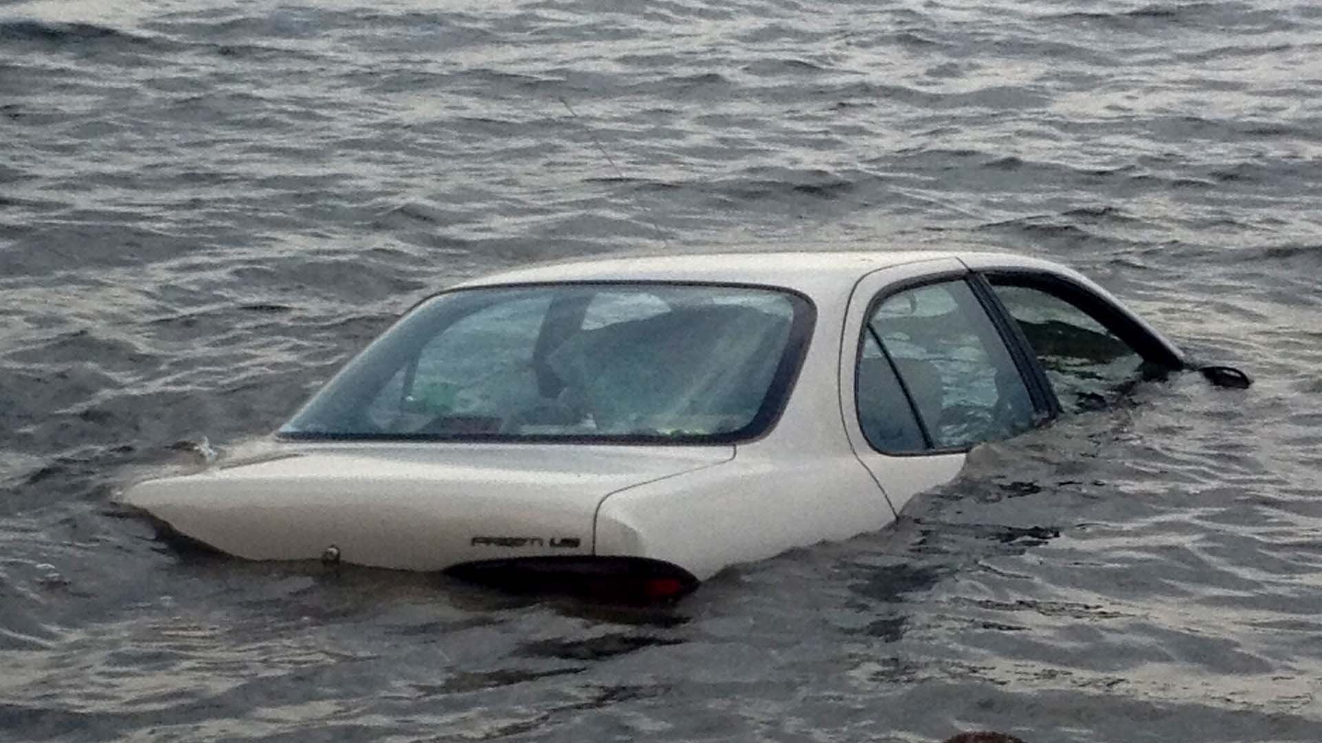 Car Rolls Into Intermediate Lake - Northern Michigan's News Leader